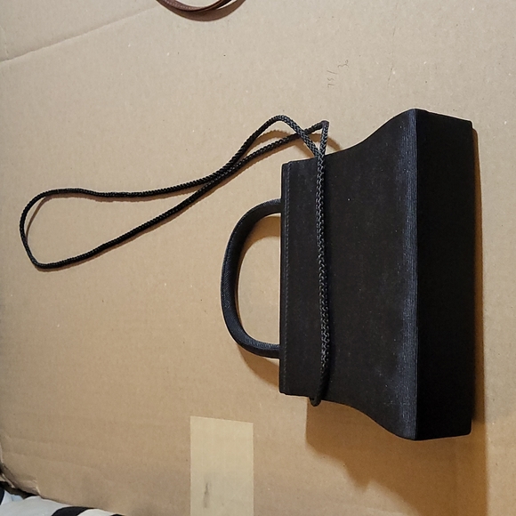 Purse - Picture 2 of 3